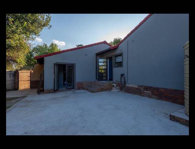 3 BEDROOM DETACHED FOR SALE IN BRACKENHURST